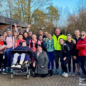 Patient’s family and friends embark on special fundraising run